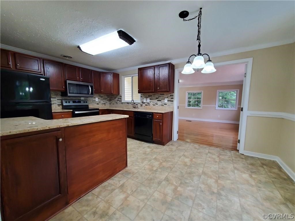 4907 Packard Road Glen Allen, VA 23060 - Photo 9 of 26 Gallery Image 9