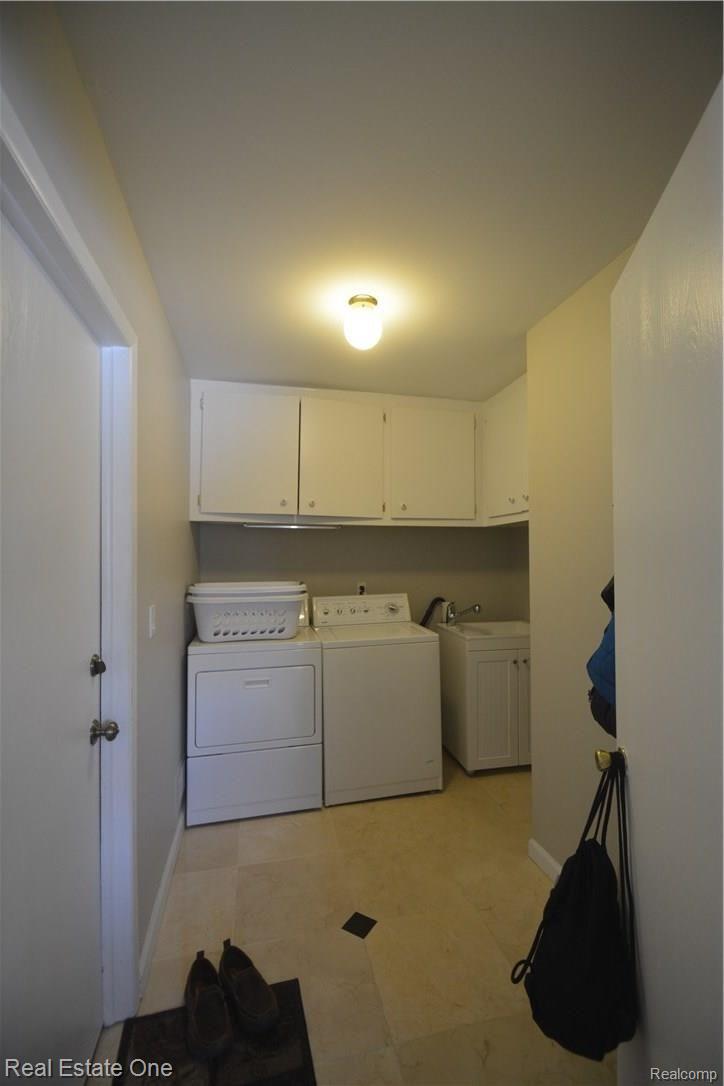 2780 Stonebury Drive Rochester, MI 48307 - Photo 17 of 25 DSC_3888.JPG