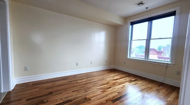 $2,695 | 1000 West Street, Unit 3C, Union City, NJ 07087