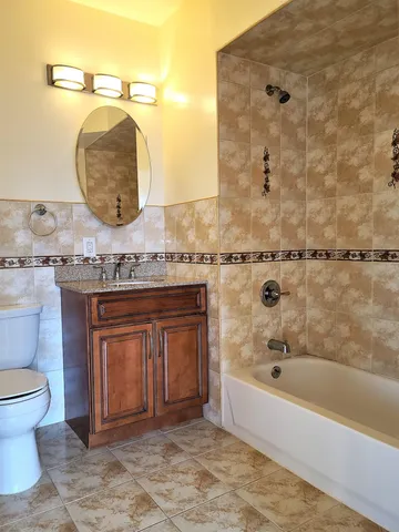 $2,695 | 1000 West Street, Unit 3C, Union City, NJ 07087