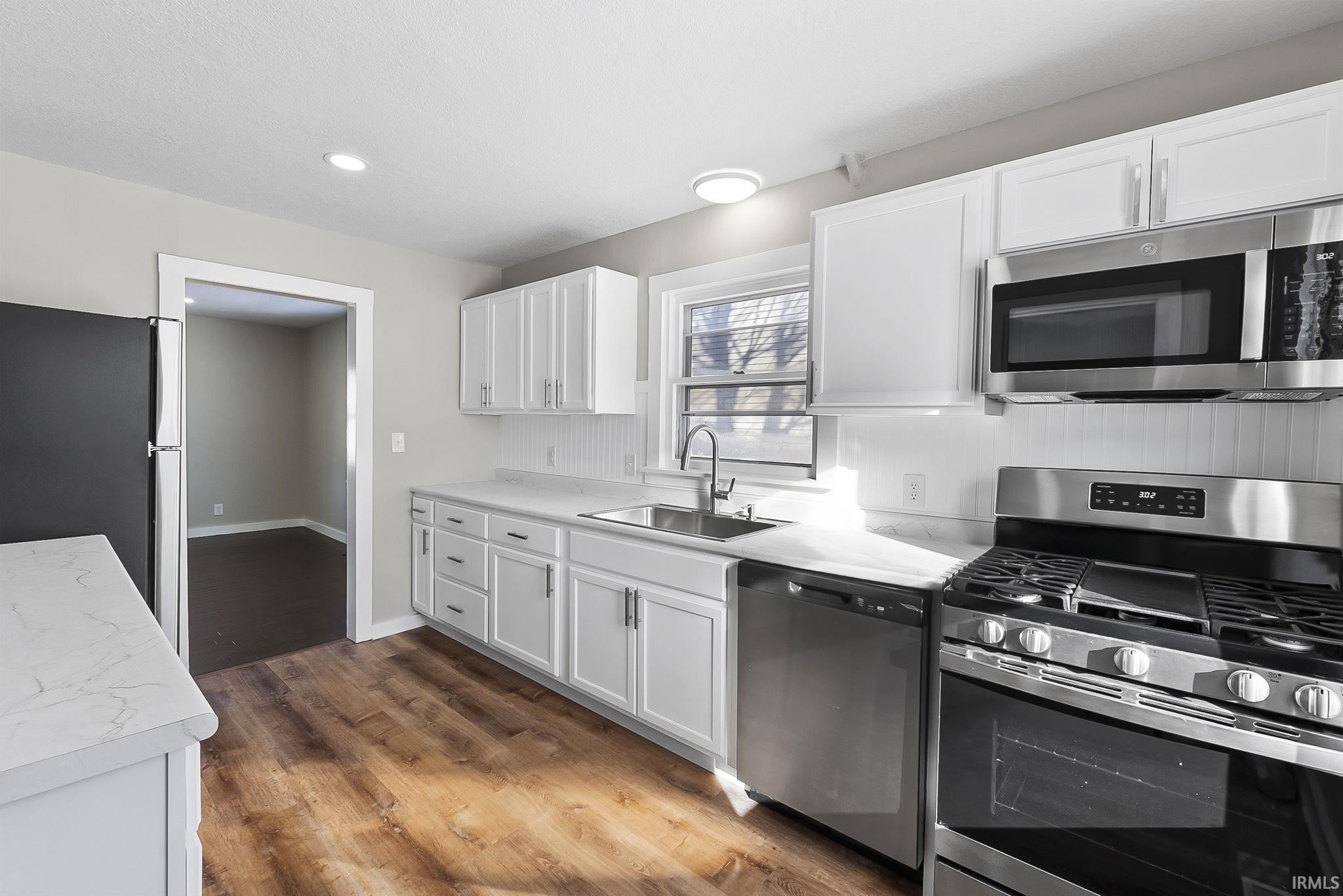 411 West Paulding Road Fort Wayne, IN 46807 - Photo 5 of 12