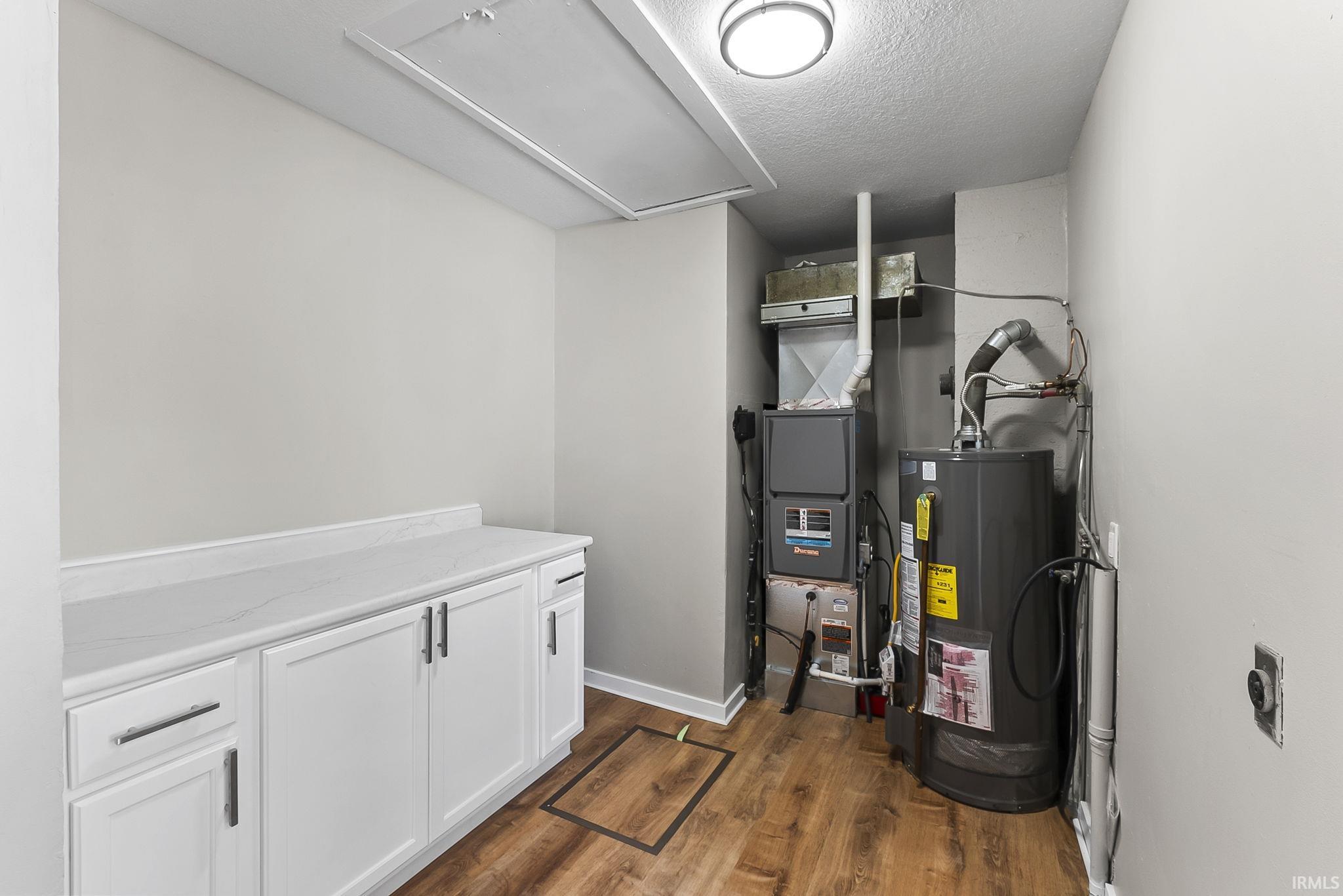 411 West Paulding Road Fort Wayne, IN 46807 - Photo 9 of 12