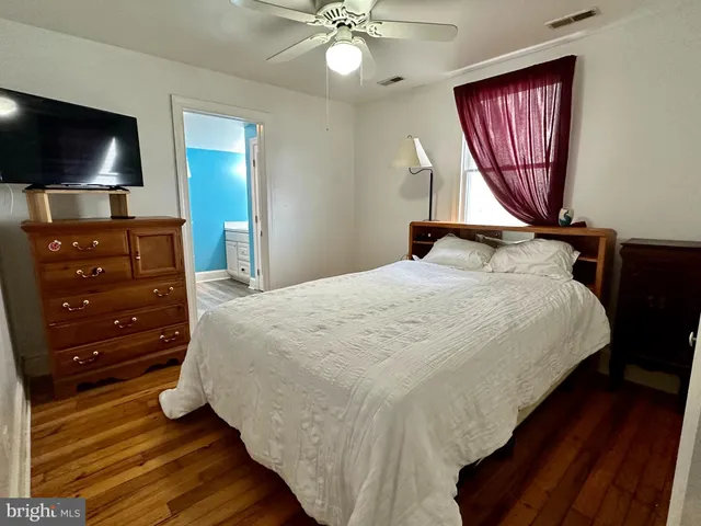 $400,000 | 805 Chester River Drive, Grasonville, MD 21638