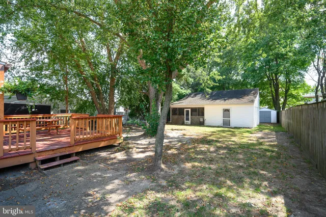 $400,000 | 805 Chester River Drive, Grasonville, MD 21638