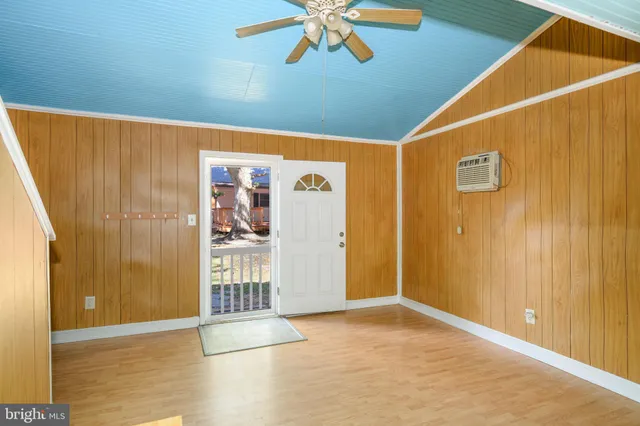 $400,000 | 805 Chester River Drive, Grasonville, MD 21638