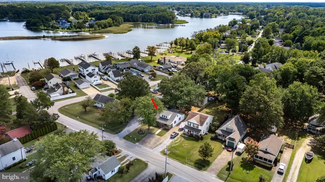 $400,000 | 805 Chester River Drive, Grasonville, MD 21638