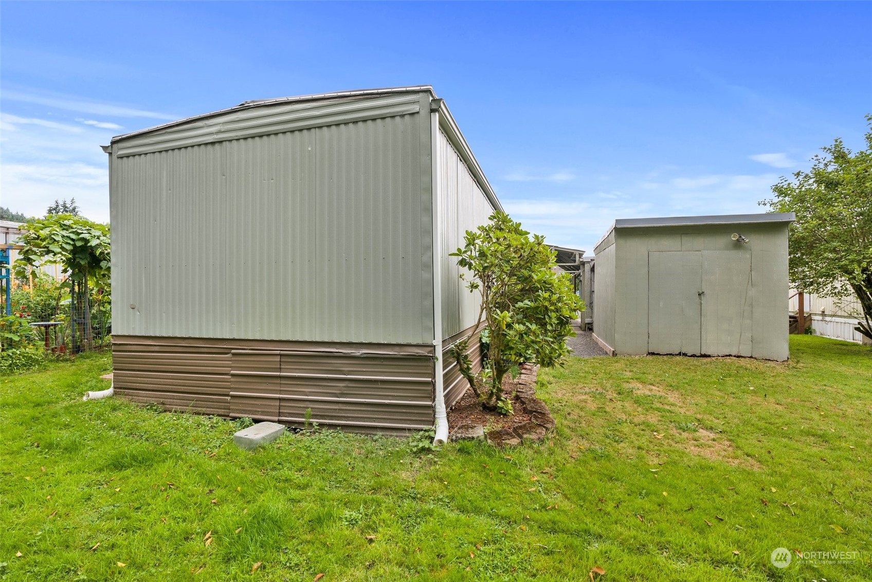 1050 Howard Street, Unit 7 Raymond, WA 98577 - Photo 18 of 19