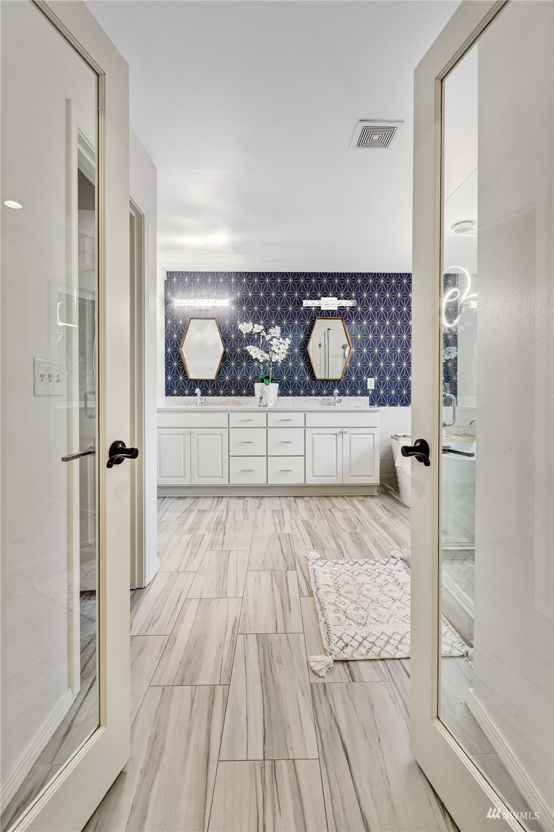 8539 Northeast 202nd Way Bothell, WA 98011 - Photo 20 of 31 a view of bathroom