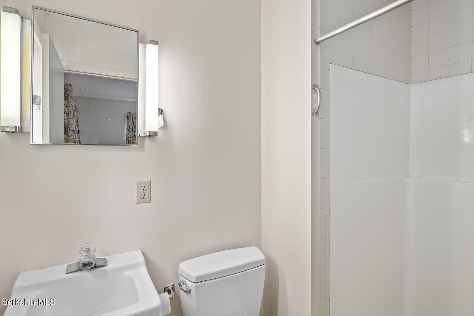 386 Oblong Road Williamstown, MA 01267 - Photo 14 of 29 14-386-Oblong