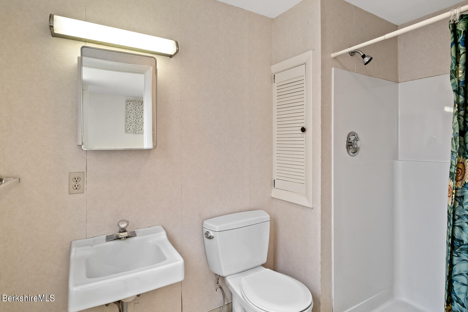 386 Oblong Road Williamstown, MA 01267 - Photo 18 of 29 18-386-Oblong