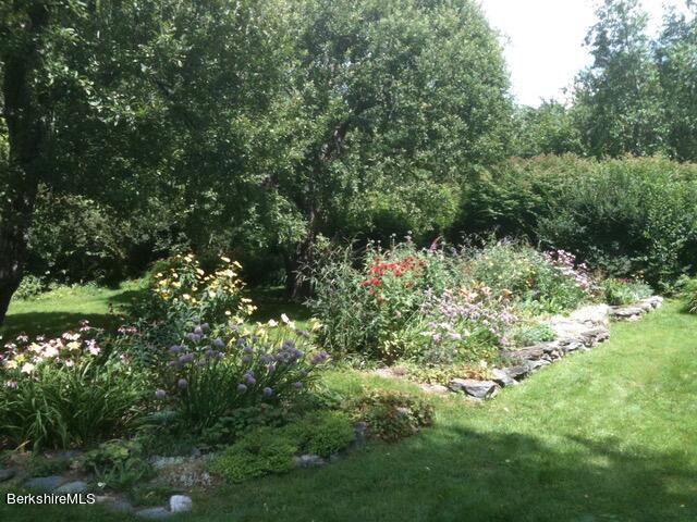 386 Oblong Road Williamstown, MA 01267 - Photo 26 of 29 IMG_0850