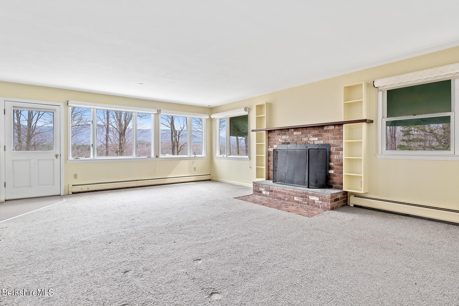 386 Oblong Road Williamstown, MA 01267 - Photo 5 of 29 5-386-Oblong
