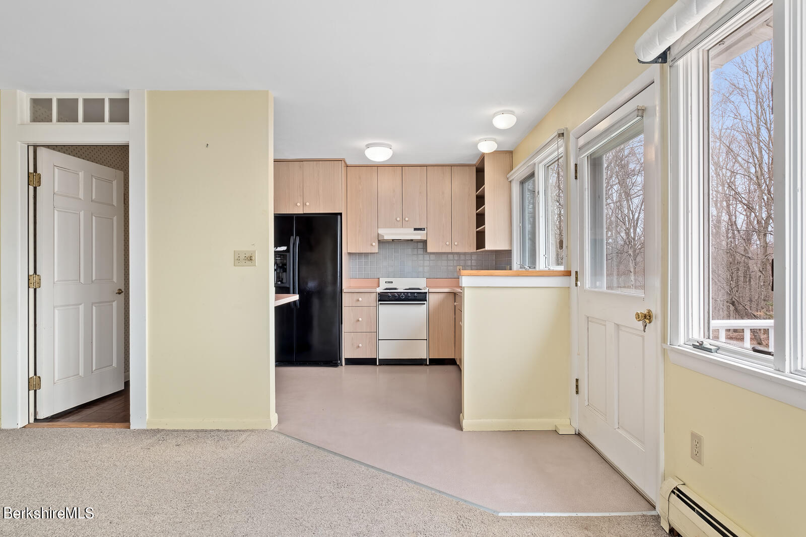 386 Oblong Road Williamstown, MA 01267 - Photo 6 of 29 6-386-Oblong