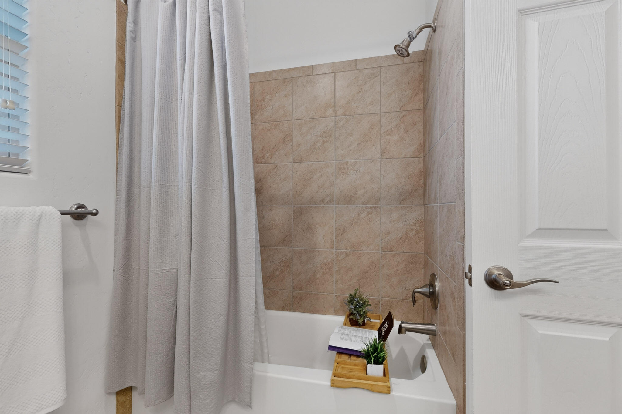6945 Mountain Hawk Loop Northeast Rio Rancho, NM 87144 - Photo 40 of 56 Gallery Image 40
