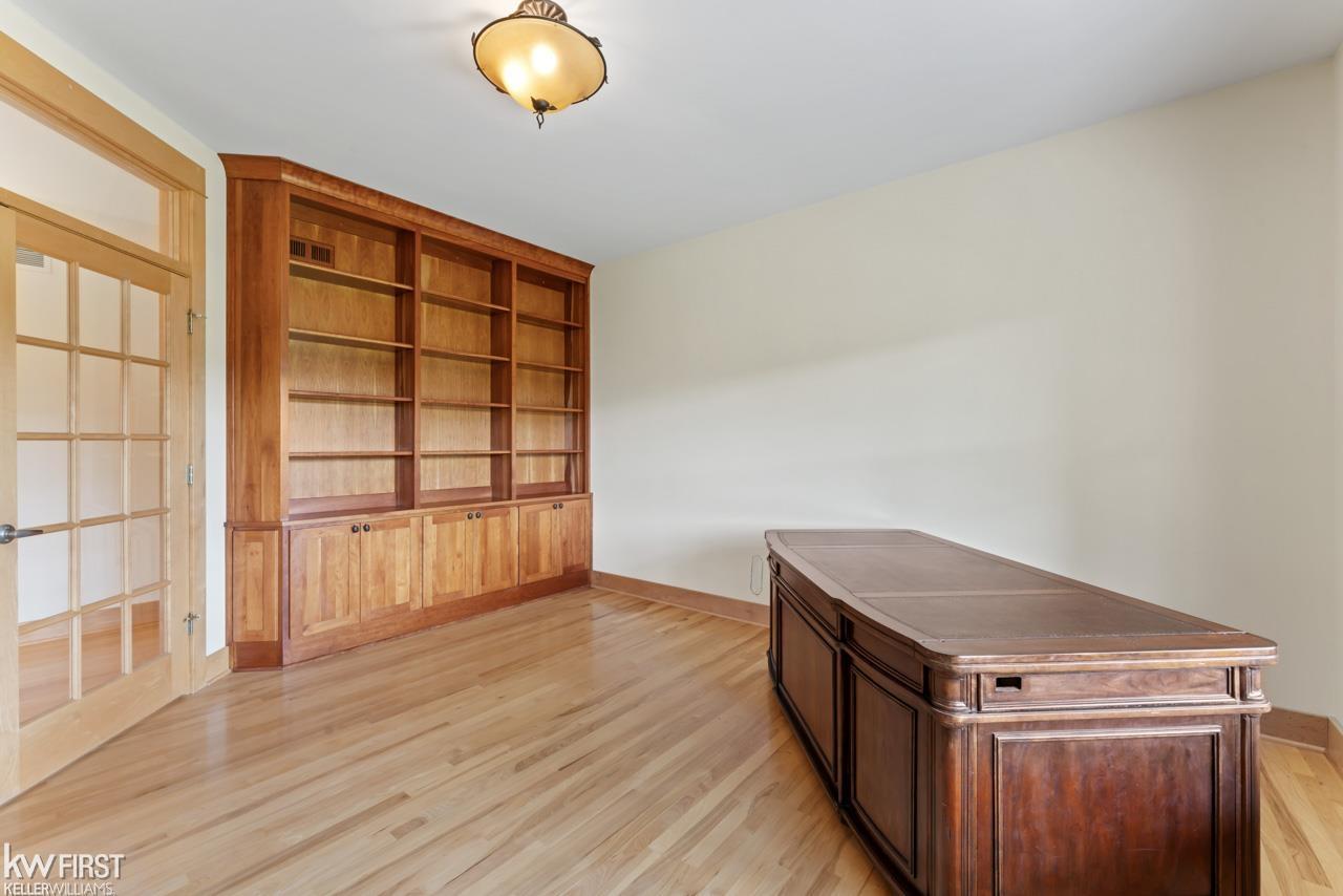 1063 Tinsman Road Fenton, MI 48430 - Photo 14 of 66