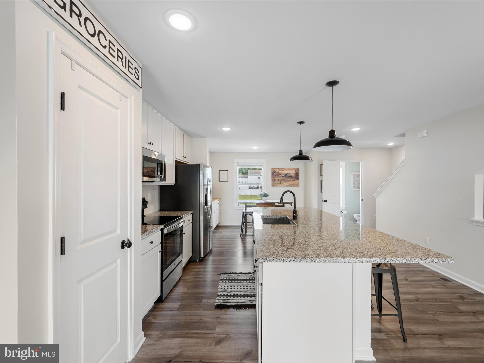 177 Rerdiz Road Hedgesville, WV 25427 - Photo 8 of 37 Kitchen