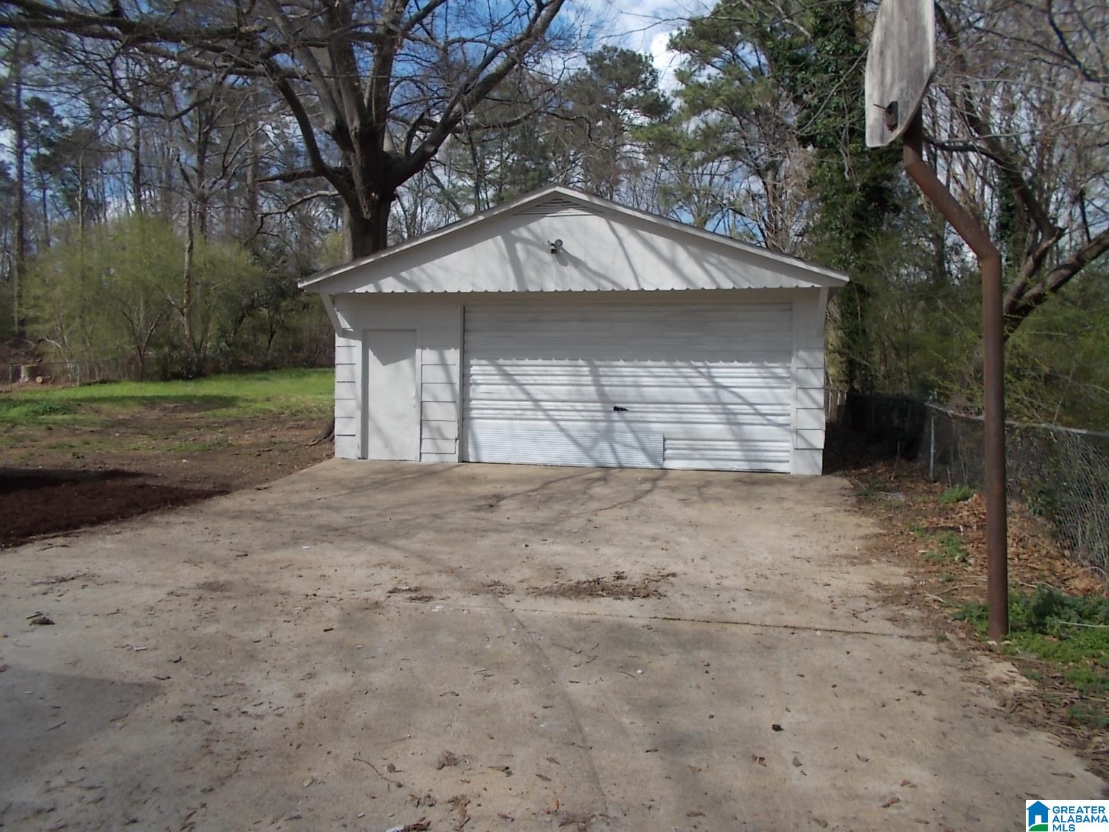 144 Howle Avenue Birmingham, AL 35214 - Photo 3 of 19