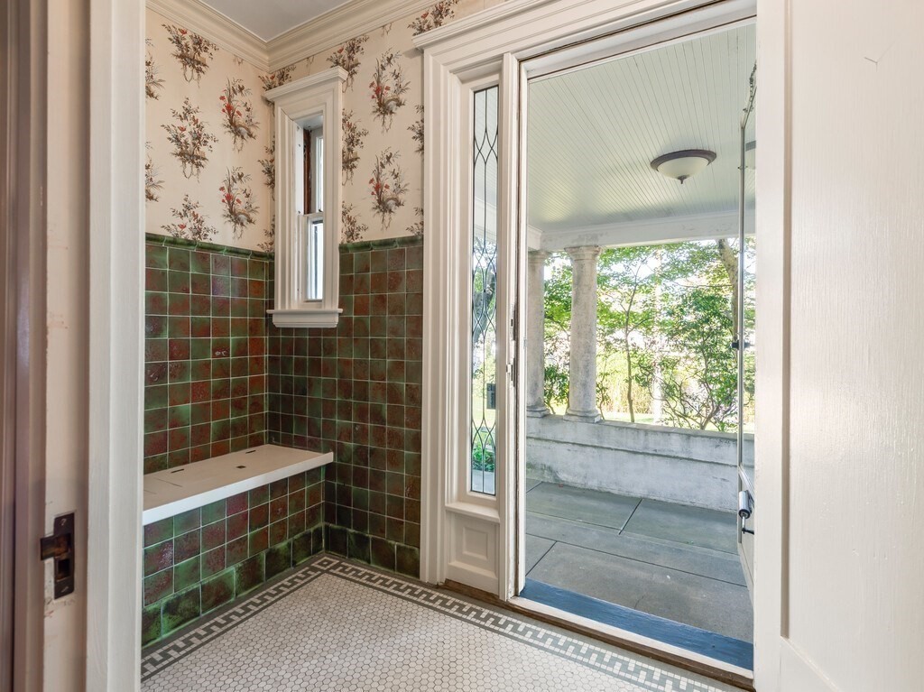 19 Kenilworth Road Worcester, MA 01602 - Photo 10 of 42 a bathroom with a bathtub and shower