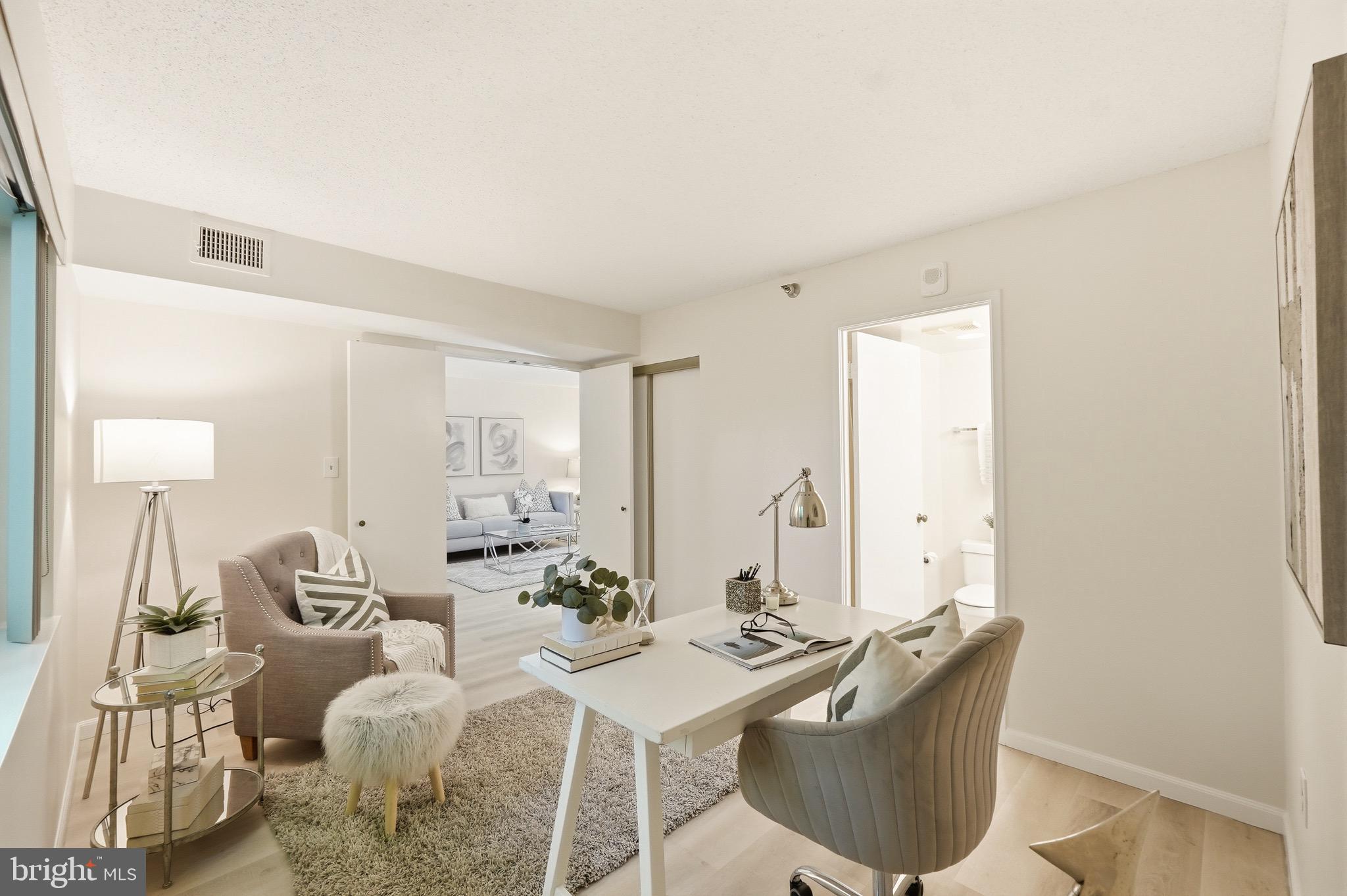 15100 Interlachen Drive, Unit 4206 Silver Spring, MD 20906 - Photo 16 of 19