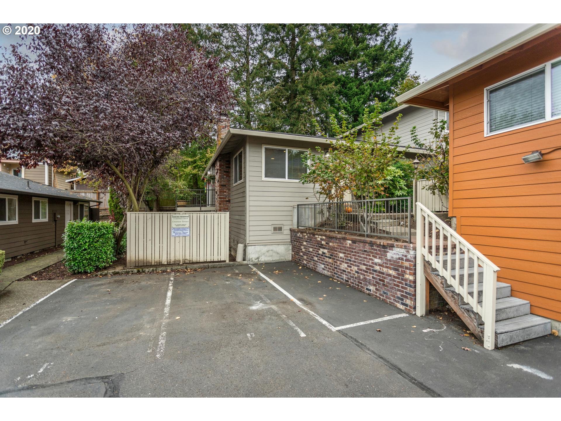 2529 Southwest Spring Garden Street, Unit 12 Portland, OR 97219 - Photo 3 of 22 Gallery Image 3