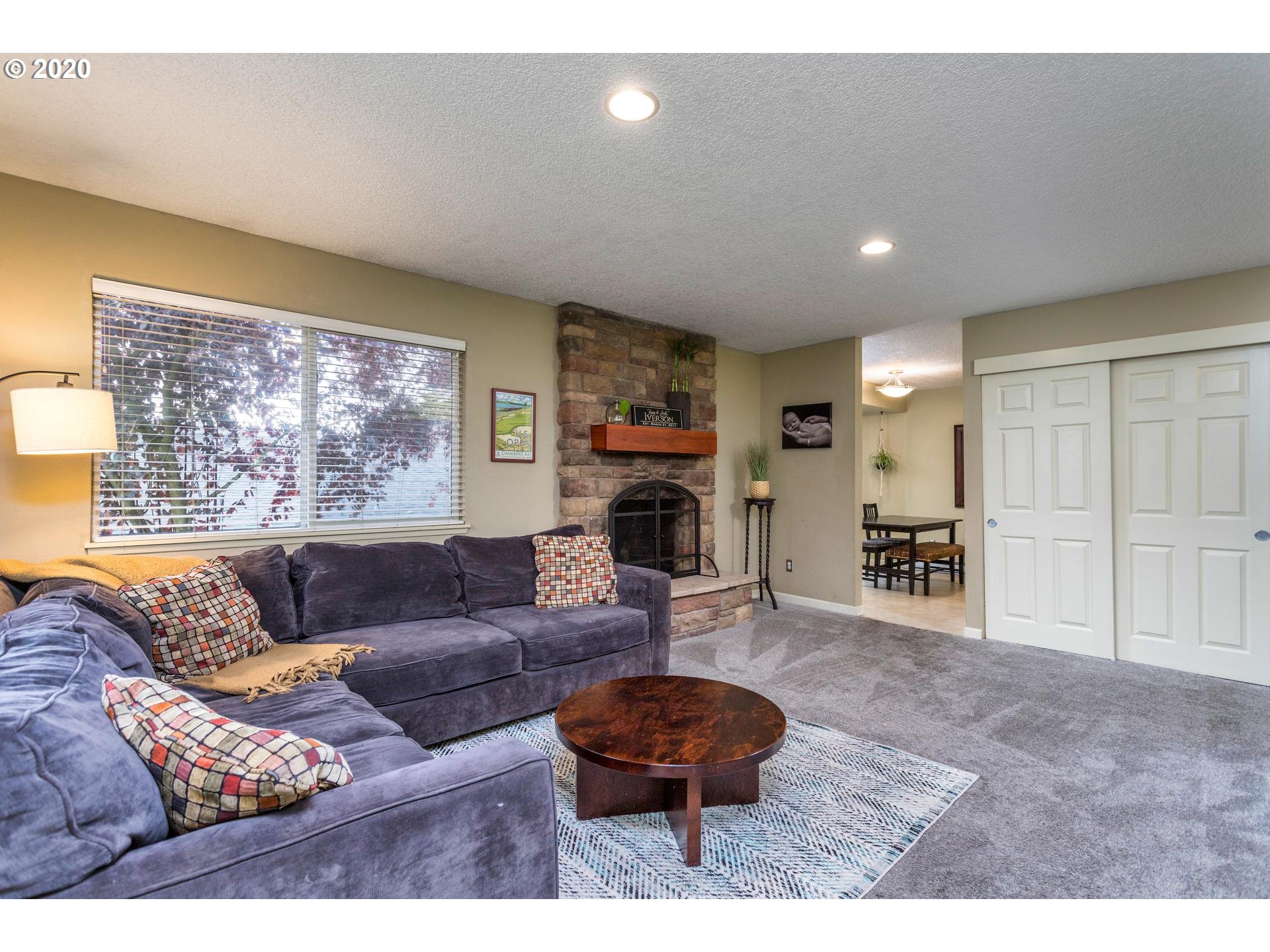 2529 Southwest Spring Garden Street, Unit 12 Portland, OR 97219 - Photo 6 of 22 Gallery Image 6