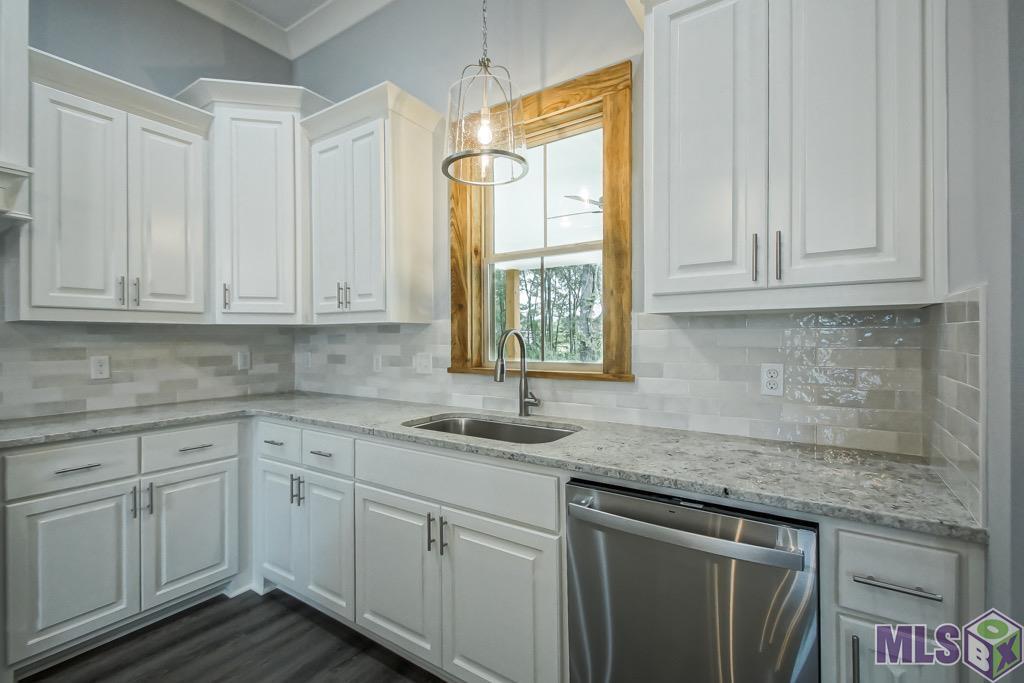 30720 Dunn Road Denham Springs, LA 70726 - Photo 9 of 28 Gallery Image 9