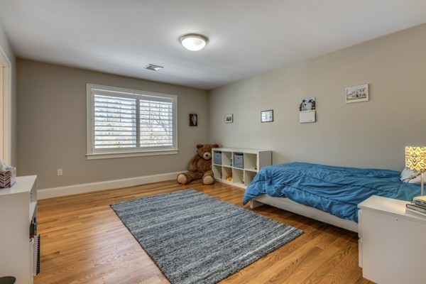 22 Centre Street Lexington, MA 02421 - Photo 20 of 30