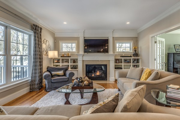 22 Centre Street Lexington, MA 02421 - Photo 2 of 30