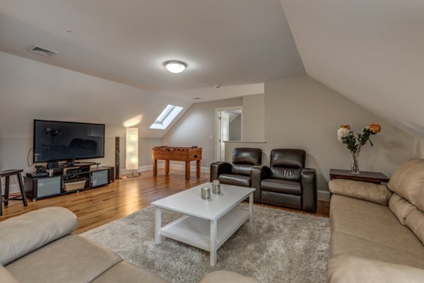 22 Centre Street Lexington, MA 02421 - Photo 27 of 30