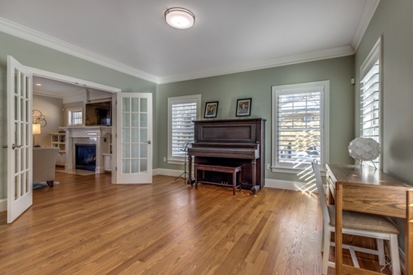 22 Centre Street Lexington, MA 02421 - Photo 7 of 30