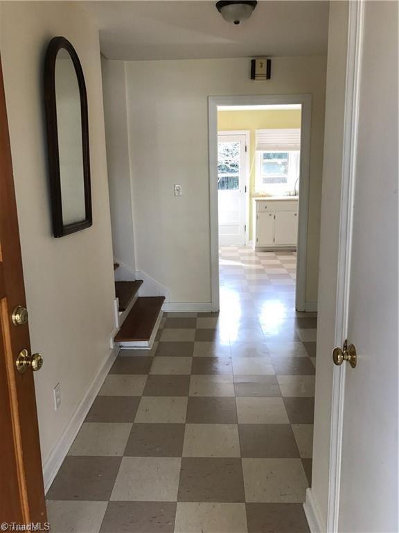 707 Overbrook Drive High Point, NC 27262 - Photo 3 of 10 Gallery Image 3