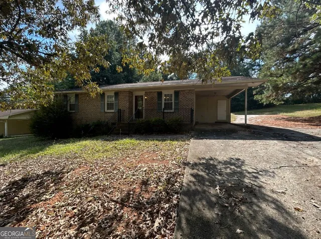 $1,300 | 16 Woodberry Drive, Silver Creek, GA 30173