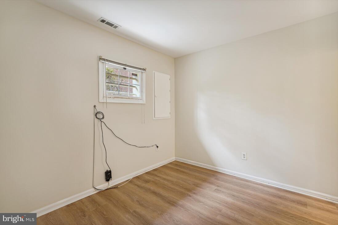 5407 Grove Ridge Way, Unit 98 Rockville, MD 20852 - Photo 20 of 27 Bedroom