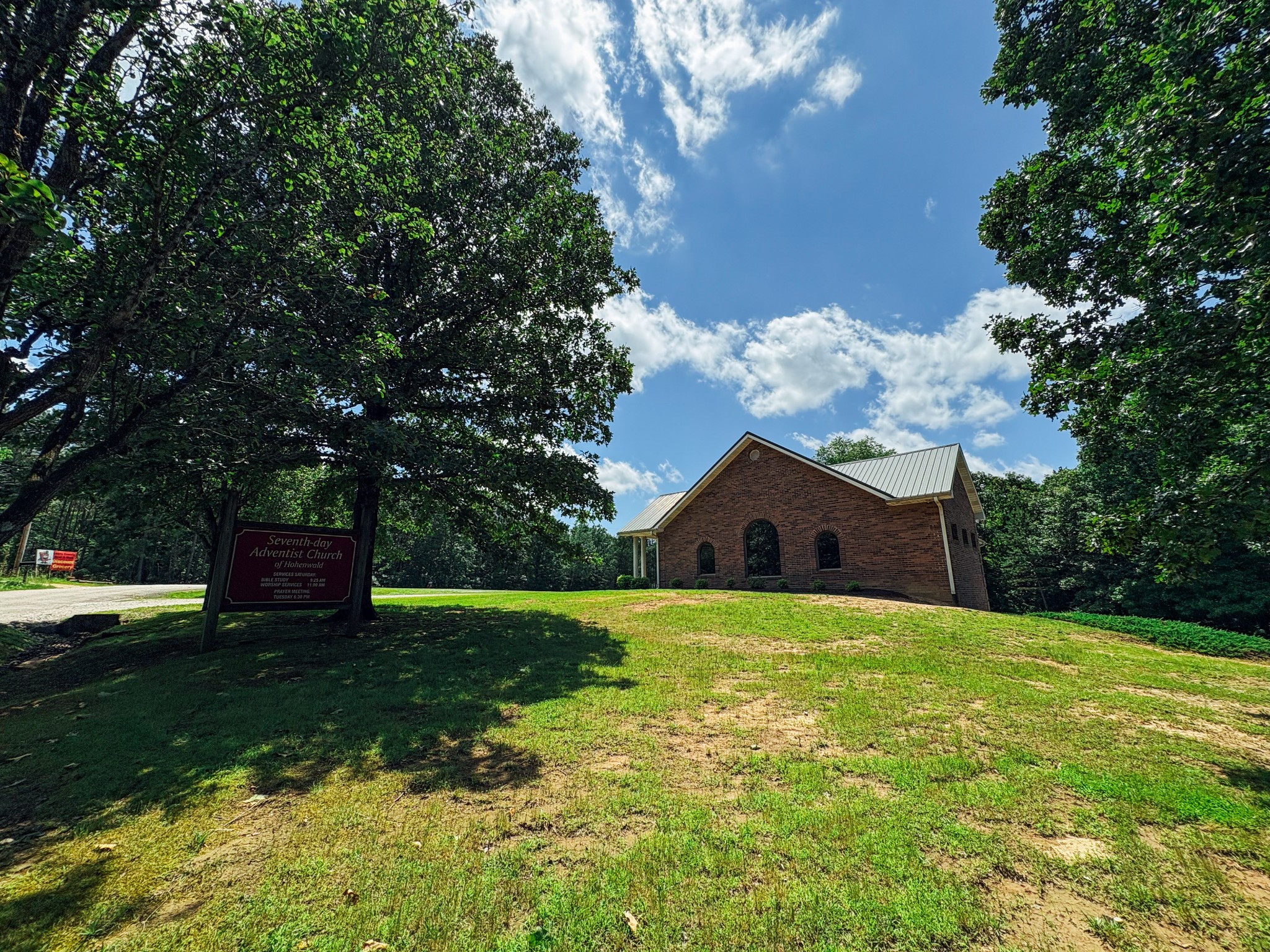 110 Hankins Road Hohenwald, TN 38462 - Photo 23 of 25 a view of a house with a yard