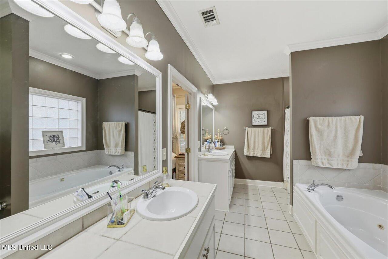 153 Baileys Ridge Circle Clinton, MS 39056 - Photo 21 of 47 21-153 Baileys Ridge Cir _ Home Tours MS