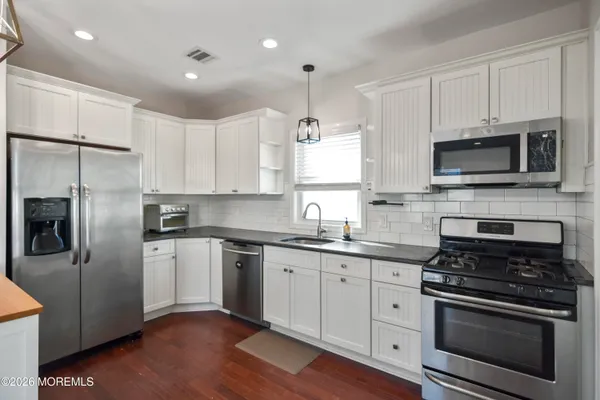 $3,350 | 108 Morris Avenue, Belford, NJ 07718
