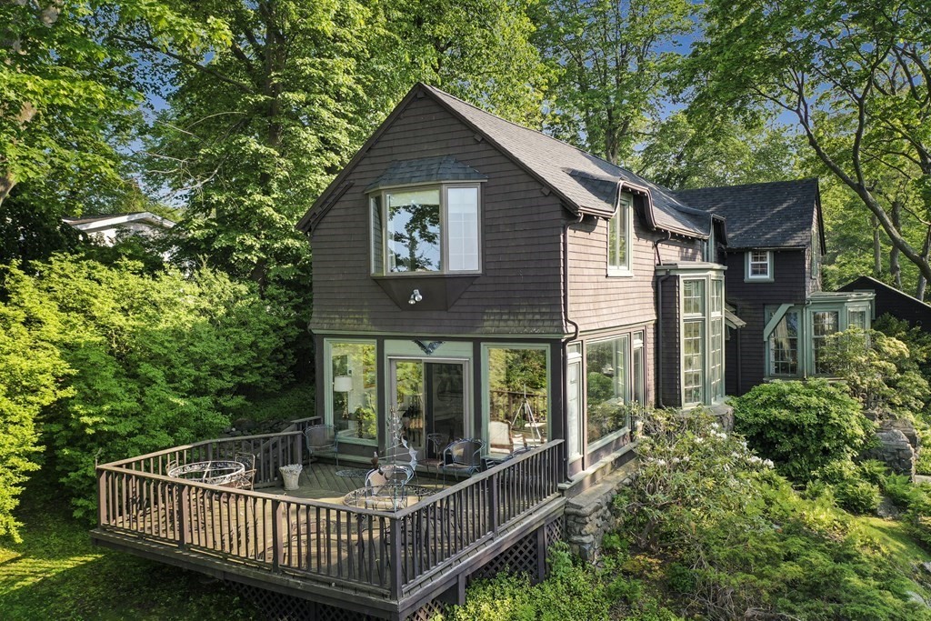 3 Mooring Road Marblehead, MA 01945 - Photo 7 of 37