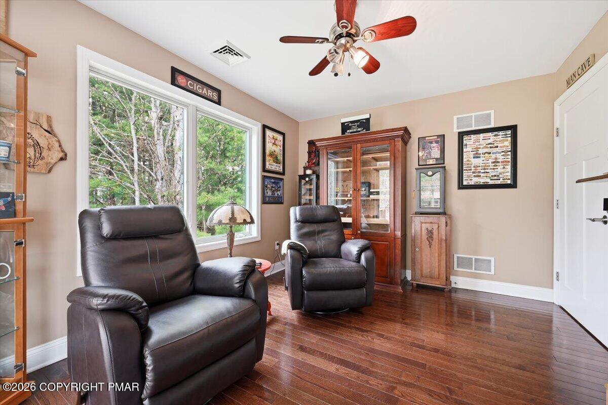 111 Spinnler Point Road Tafton, PA 18464 - Photo 40 of 148 041-017_DSC_3634