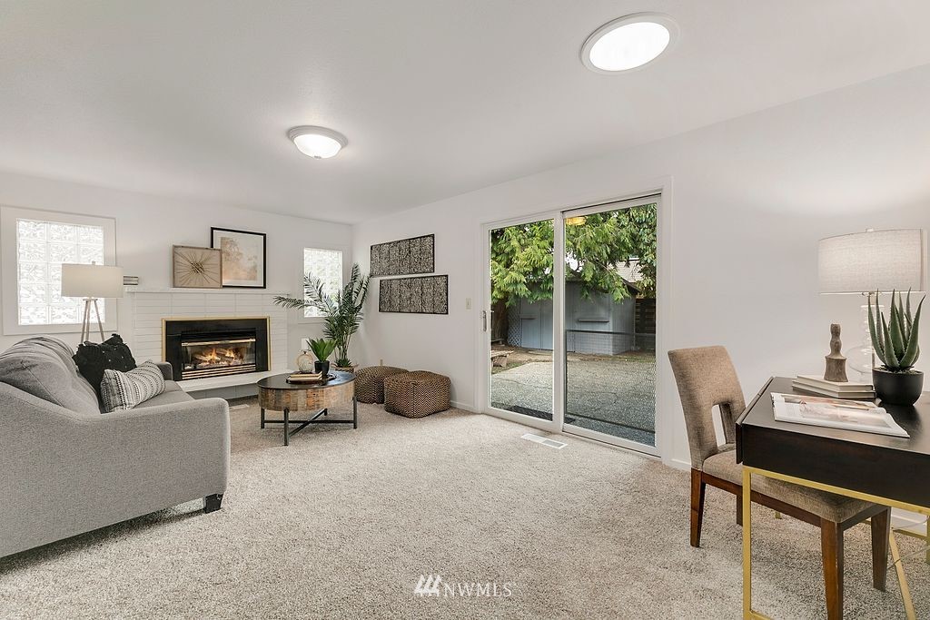 19062 86th Avenue Northeast Bothell, WA 98011 - Photo 11 of 24 Gallery Image 11