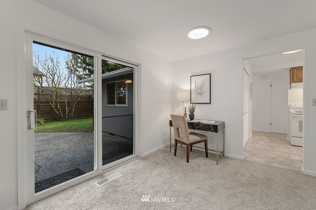 19062 86th Avenue Northeast Bothell, WA 98011 - Photo 14 of 24 Gallery Image 14