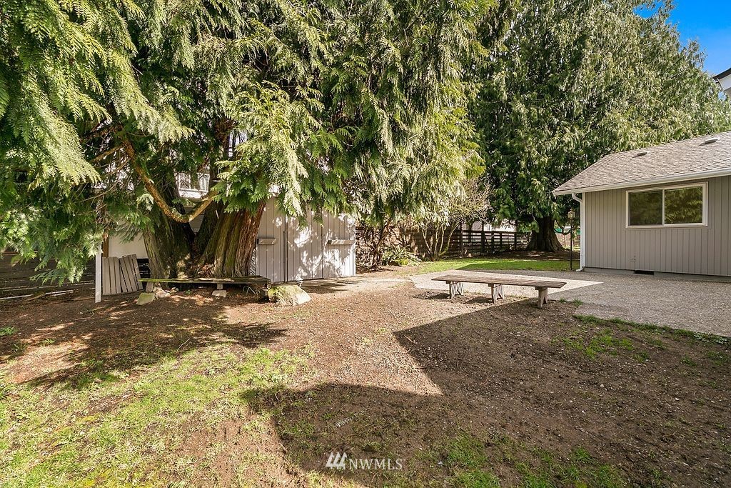 19062 86th Avenue Northeast Bothell, WA 98011 - Photo 22 of 24 Gallery Image 22