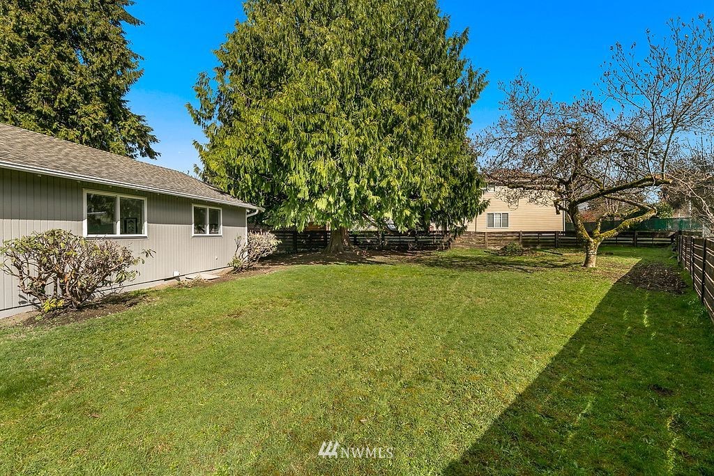 19062 86th Avenue Northeast Bothell, WA 98011 - Photo 24 of 24 Gallery Image 24