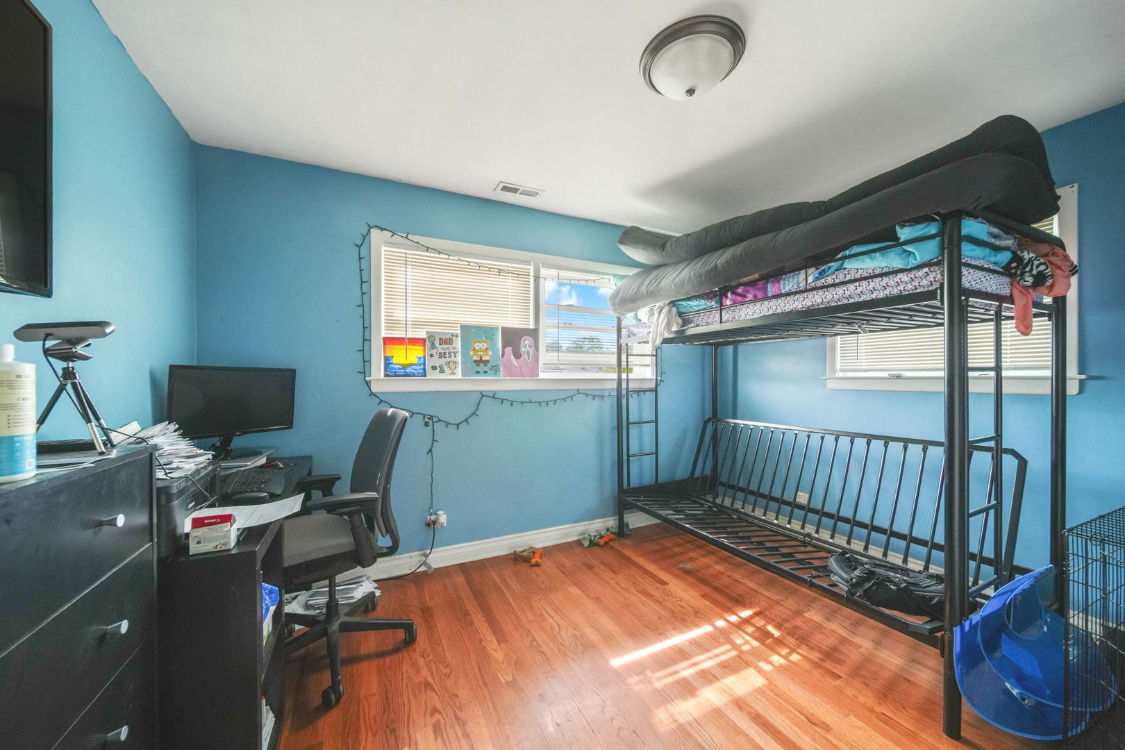 7235 Park Avenue Summit, IL 60501 - Photo 17 of 30 a workspace with furniture and a window