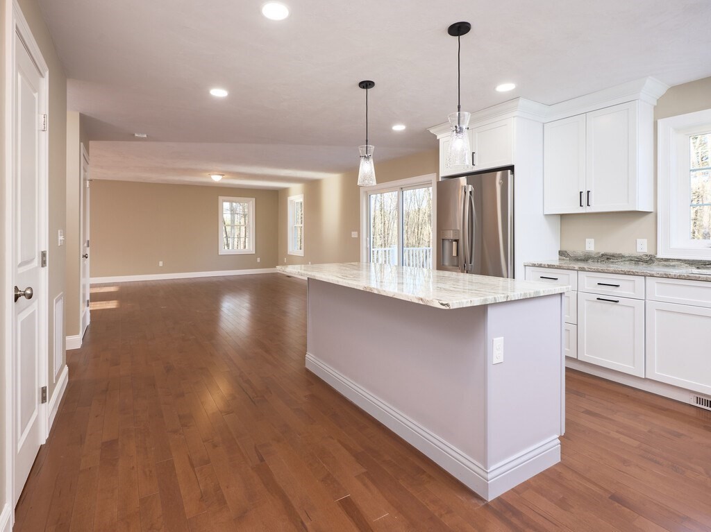 60 Harrington Road Charlton, MA 01507 - Photo 11 of 42 Gallery Image 11