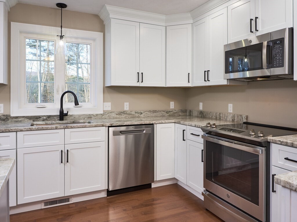 60 Harrington Road Charlton, MA 01507 - Photo 14 of 42 Gallery Image 14