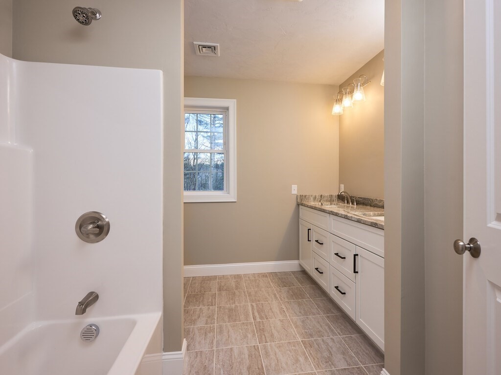 60 Harrington Road Charlton, MA 01507 - Photo 32 of 42 Gallery Image 32