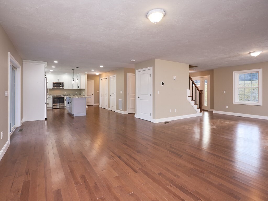 60 Harrington Road Charlton, MA 01507 - Photo 8 of 42 Gallery Image 8