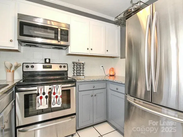 $1,395 | 858 McAlway Road, Unit A, Charlotte, NC 28211