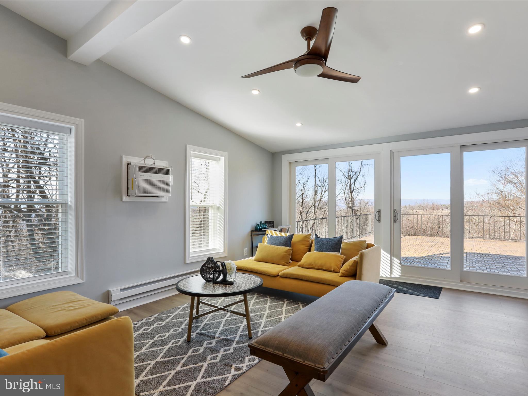 24824 Pen Mar Road Cascade, MD 21719 - Photo 18 of 83 Family room