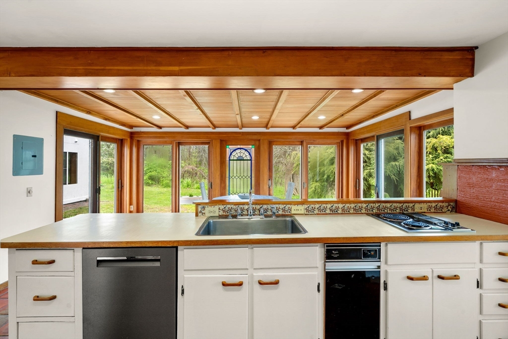 63 Long Hill Road Groton, MA 01450 - Photo 16 of 42